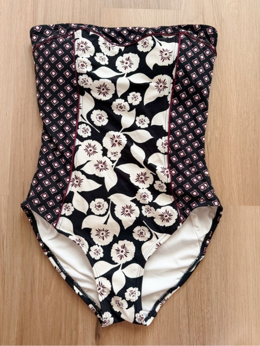 Kate Spade New York Dive Right In Floral One Piece Swimsuit Small